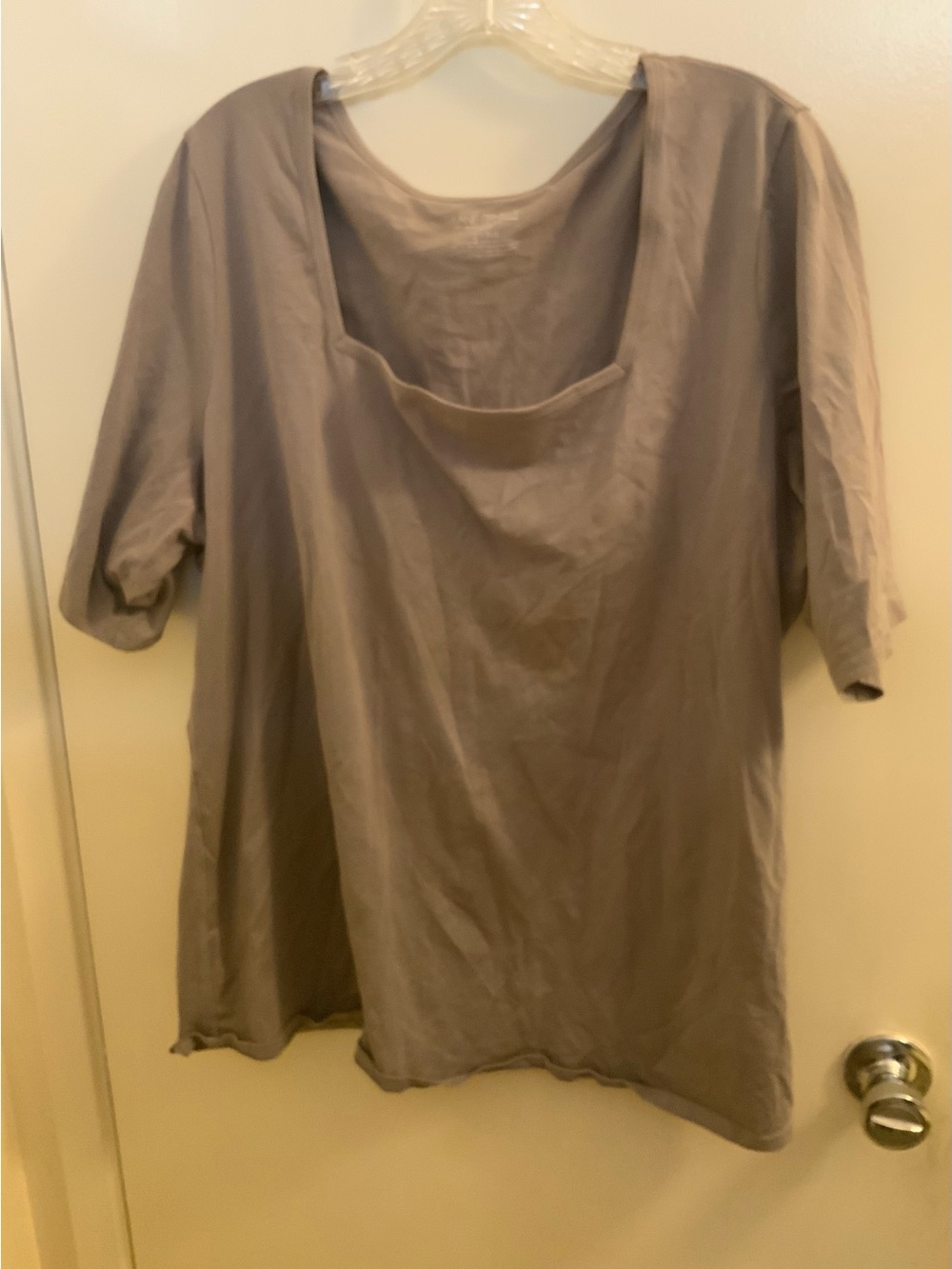Vintage Y2K Lane Bryant Short Sleeve Scoop Neck Tee in Taupe